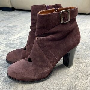 Chie Mihara Bebeto Cutout Ankle Boots Heeled Booties Plum Sz 37.5